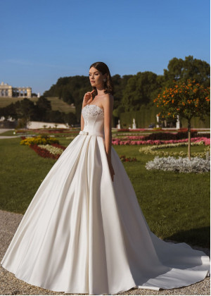 Beaded Strapless Ivory Satin Classic Wedding Dress